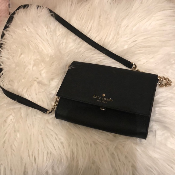 kate spade Handbags - Kate Spade Crossbody Bag